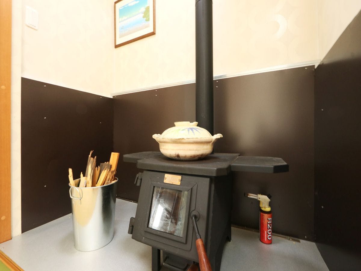 เตาผิงที่ครบครันในบ้านแยก (เช่าทั้งหลัง)