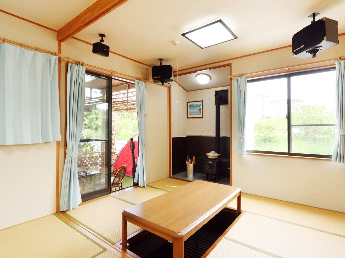 บ้านพักแยก (เช่าทั้งหลัง) มีผนังกั้น