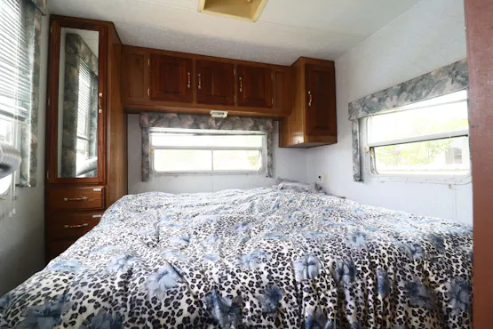 【บ้านรถพ่วง】ห้องเตียงคู่