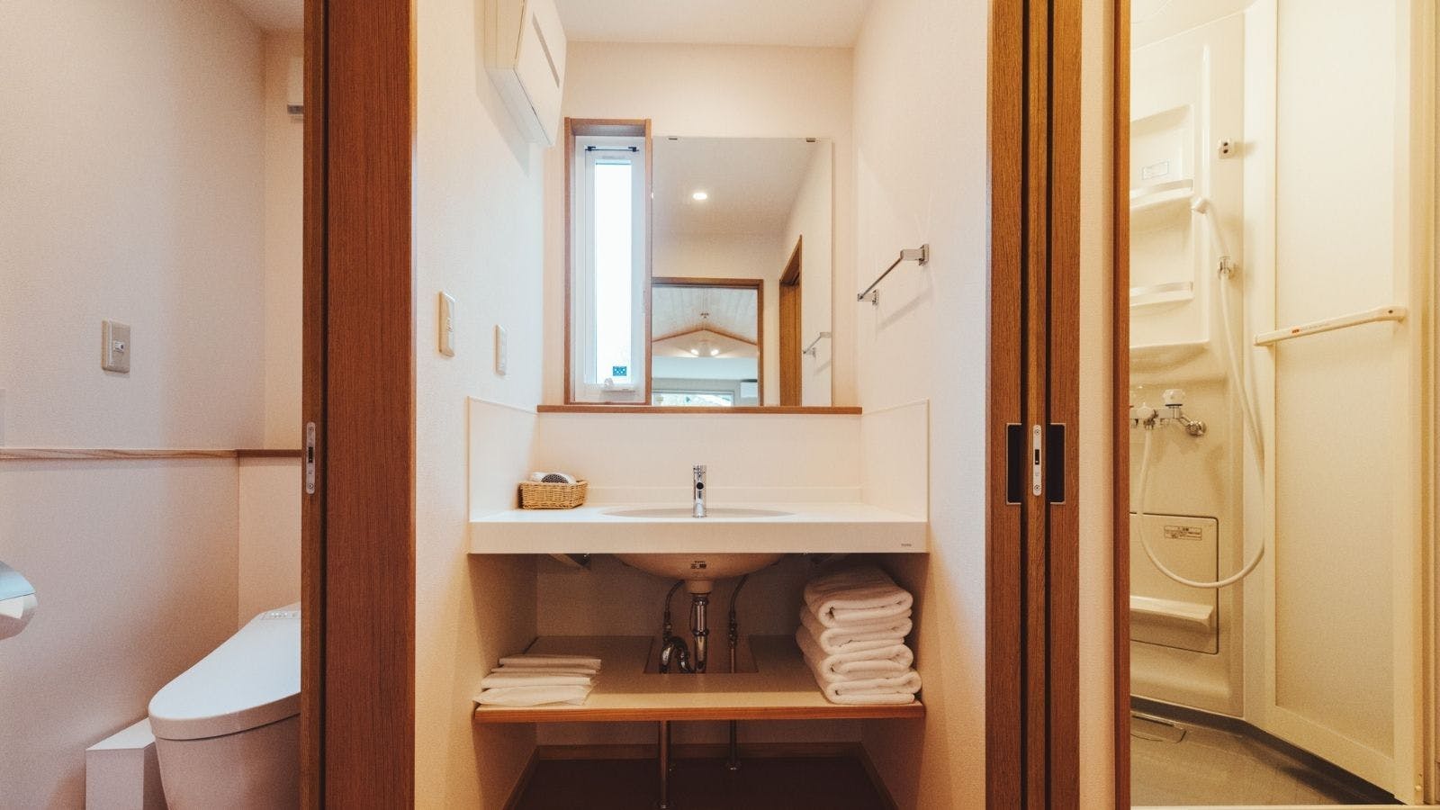 ภายในรถพ่วงคอทเทจ 4・6