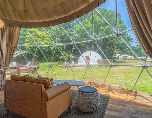 アメージングドーム・locus室内