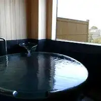 시가라키 도자기 욕조.