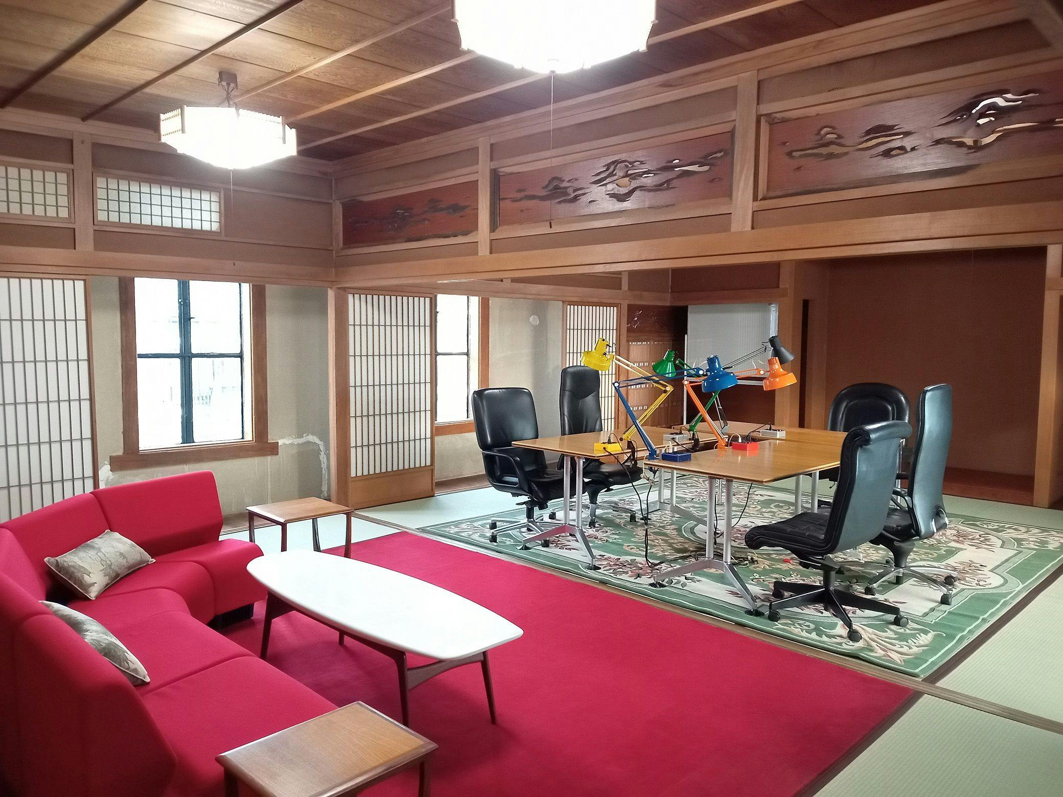 ชั้น 2 ของบ้านหลัก พื้นที่เช่าอเนกประสงค์ 【居間人】