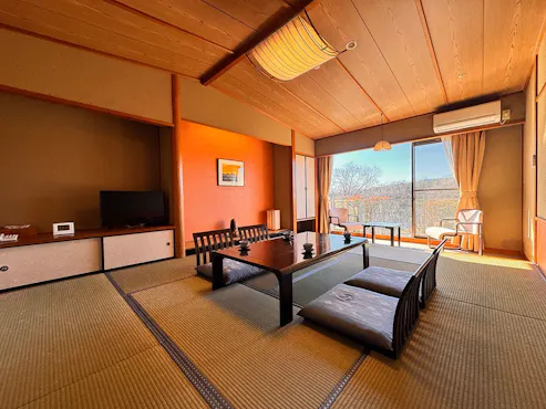 Kamar bergaya Jepang (tatami)