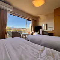 Kamar Twin Bergaya Barat