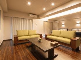 ＨＯＴＥＬ　ＩＯＲＩ