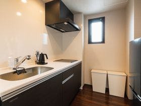 ＨＯＴＥＬ　ＩＯＲＩ