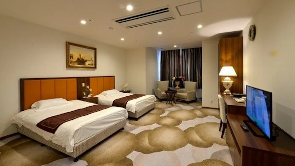 Kobe Hotel Fruits & Flower