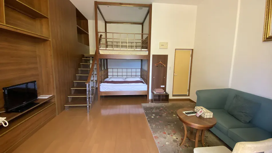 Kobe Hotel Fruits & Flower