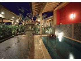 カプセルホテルこころの宿