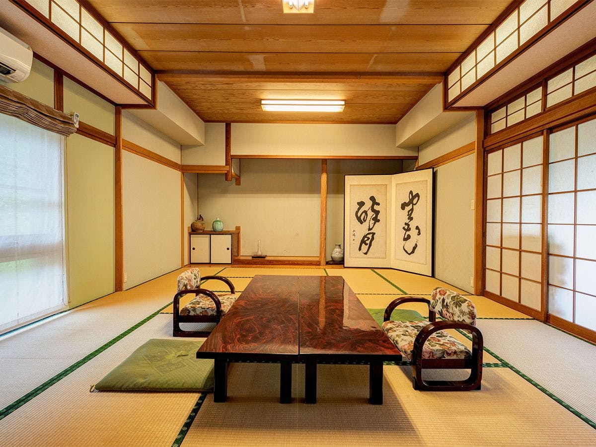 Natsuyaki Onsen Aoyagi-tei