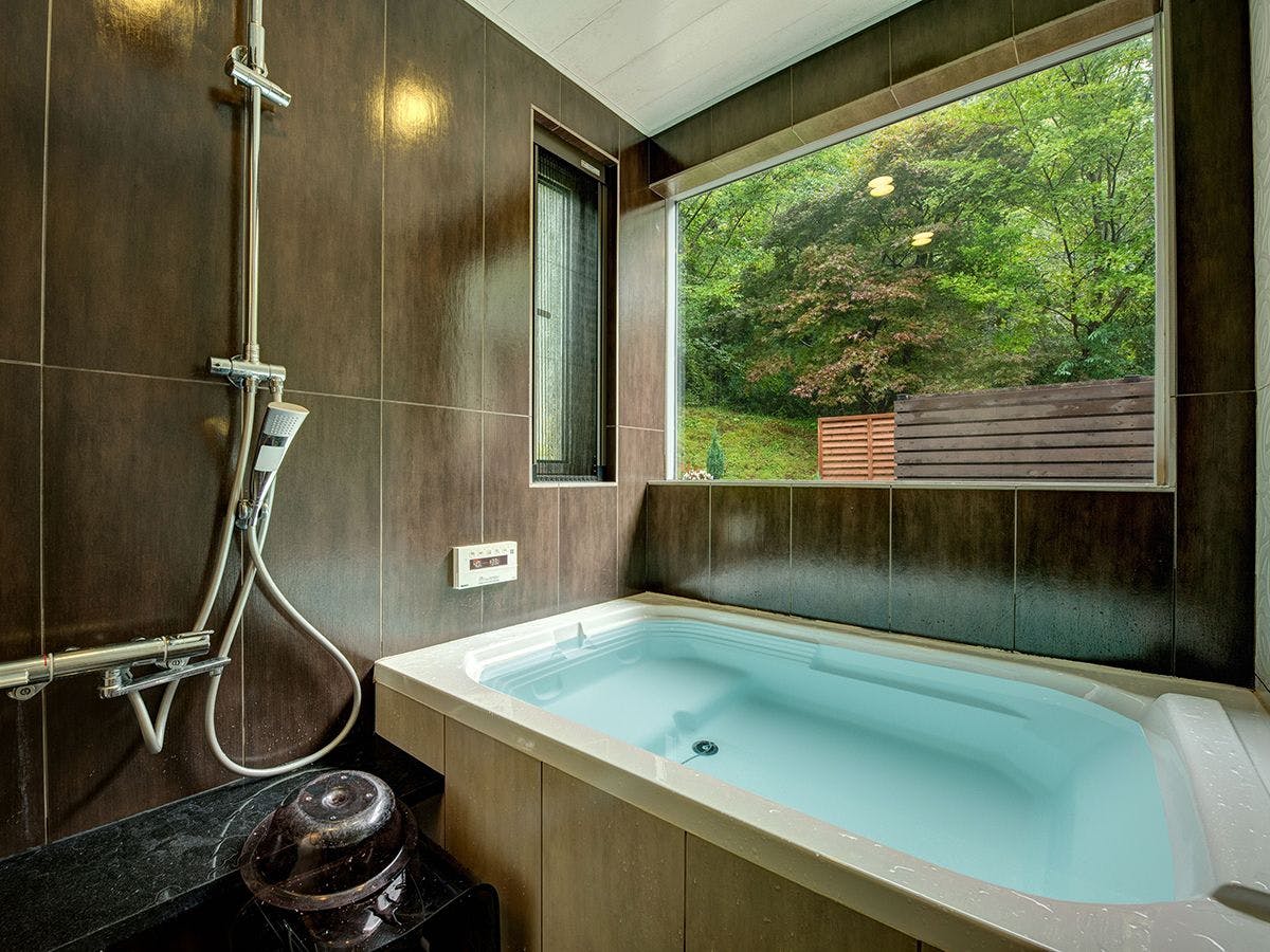 Natsuyaki Onsen Aoyagi-tei