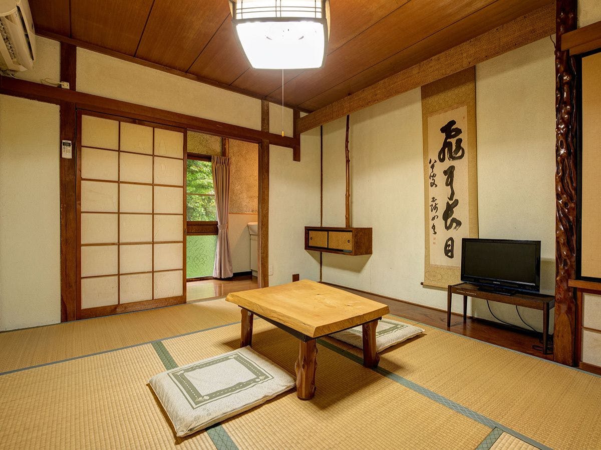 Natsuyaki Onsen Aoyagi-tei