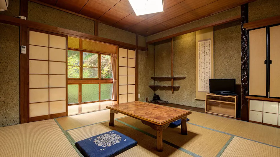 Natsuyaki Onsen Aoyagi-tei