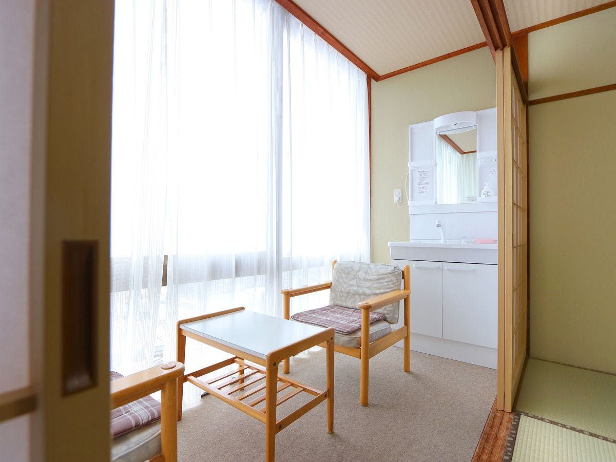 ผ่อนคลายในบรรยากาศญี่ปุ่นที่เงียบสงบพร้อมเสียงคลื่นที่ผ่อนคลาย