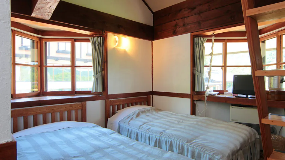 Petit Hotel Zontak
