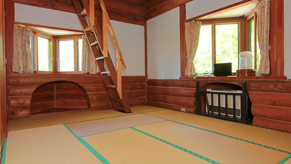 Petit Hotel Zontak
