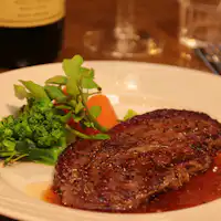 ตัวอย่างเมนูเนื้อสำหรับมื้อเย็น