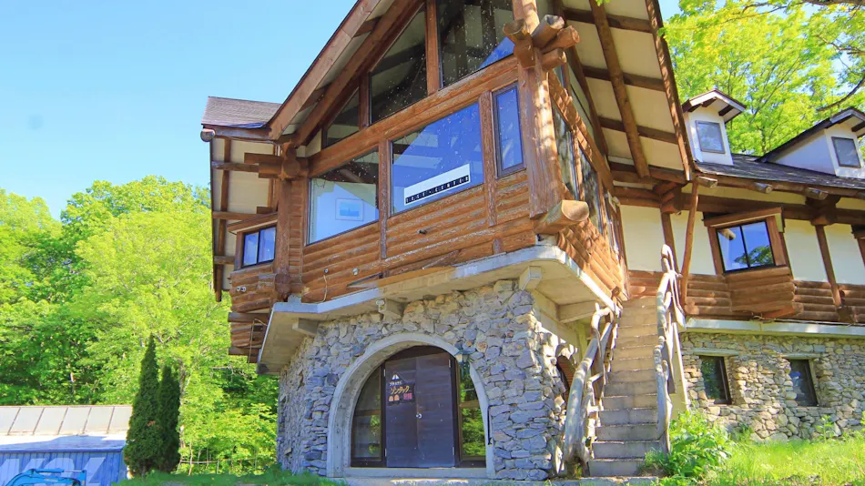 Petit Hotel Zontak