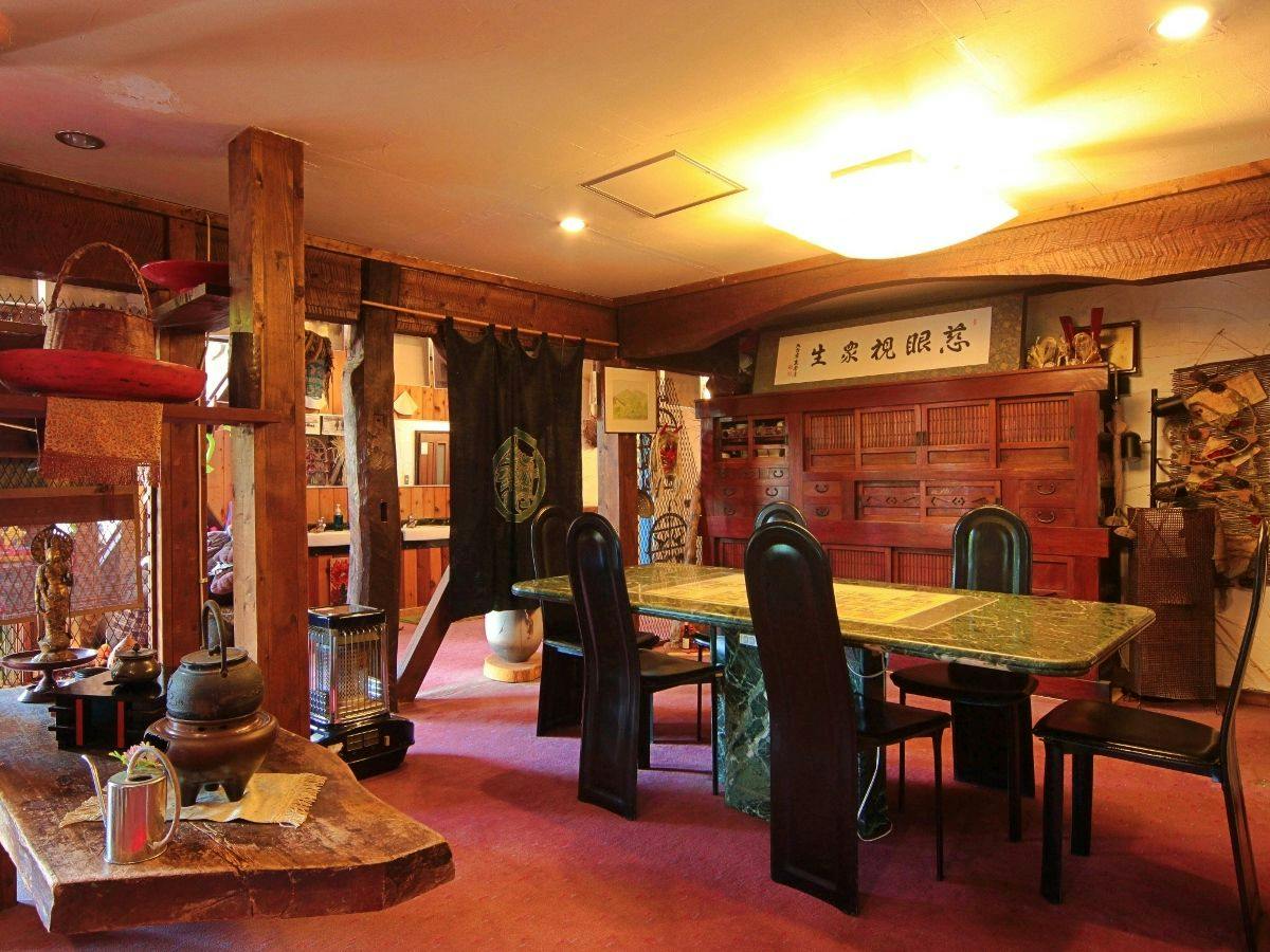 Petit Hotel Zontak