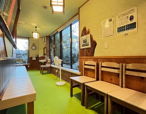 館内◆お風呂場のそばの休憩スペース