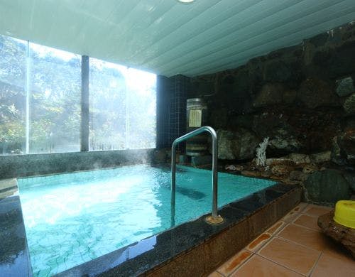 ラドン風呂男湯