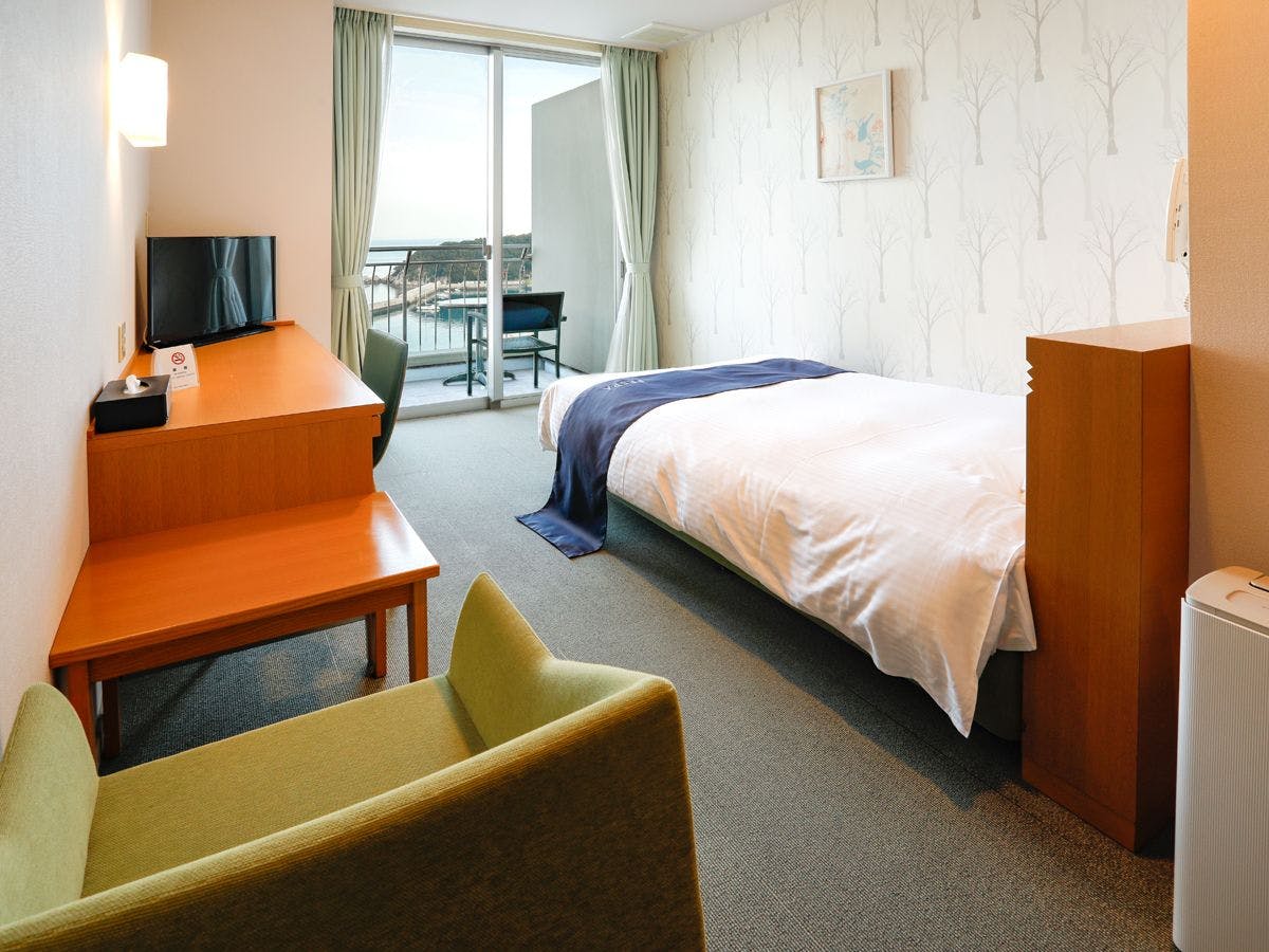 【303】小型雙人床