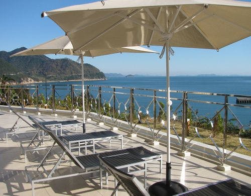 ・【パティオ】眼下に広がる美しい瀬戸内海