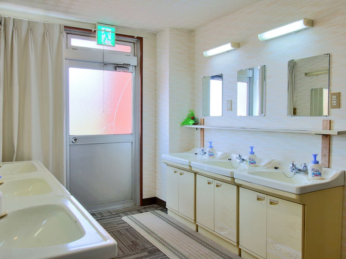 【Main Building】Washbasin