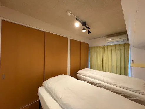 ห้องกว้าง (เตียง)