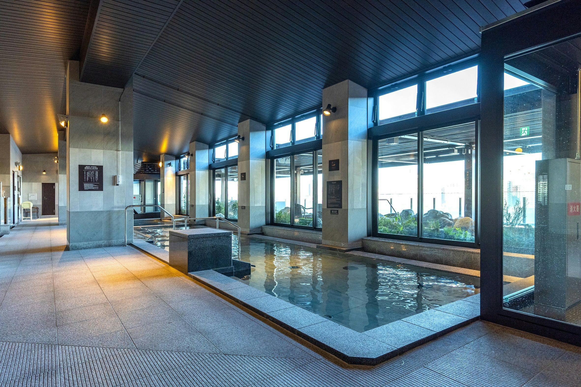 Tokyo Toyosu Manyo Club