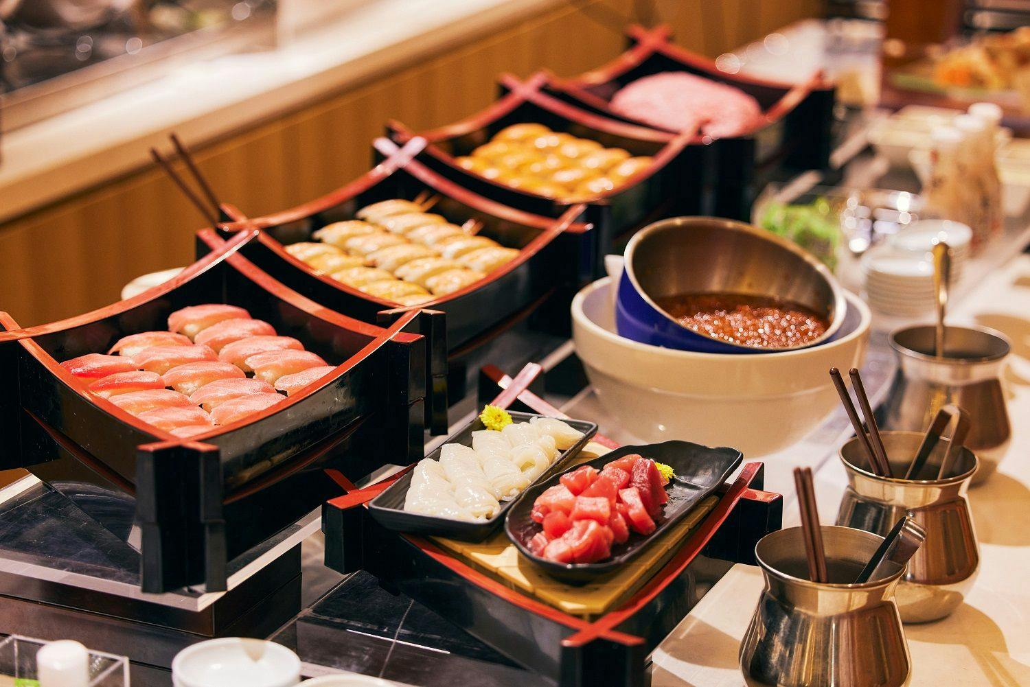 Breakfast buffet (image)