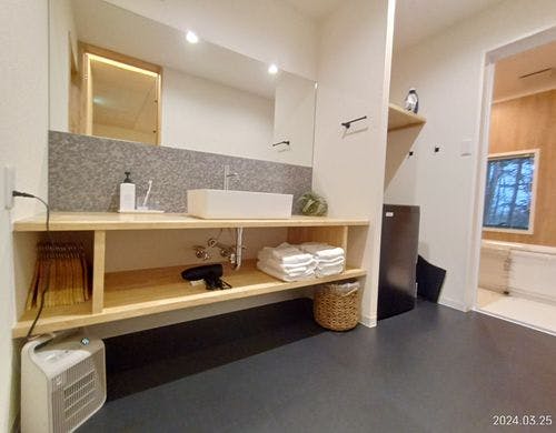 洗面台、洗濯機