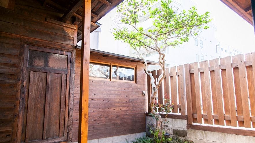 Fukuoka Guesthouse SHIP