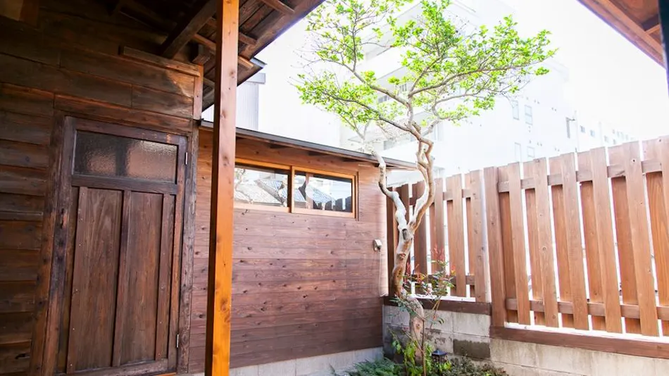 Fukuoka Guesthouse SHIP