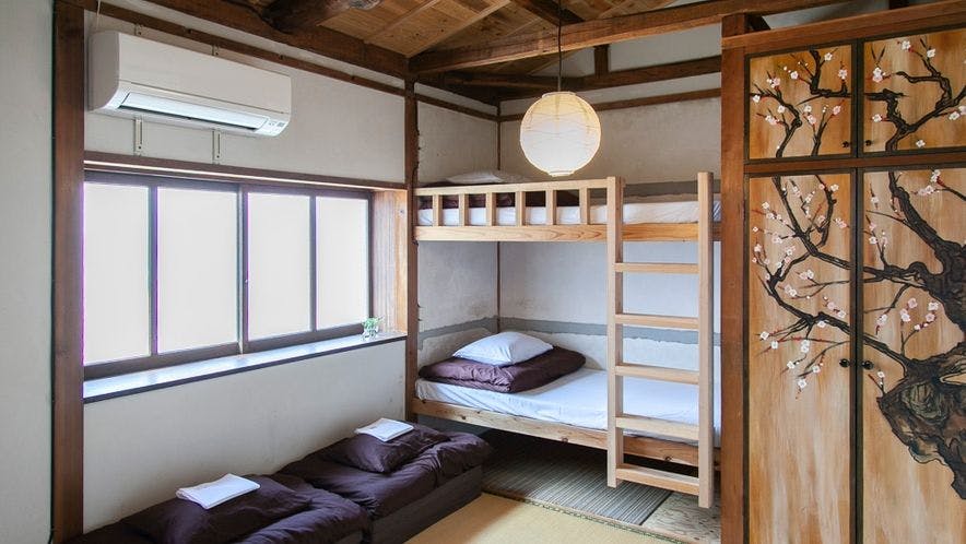 Fukuoka Guesthouse SHIP