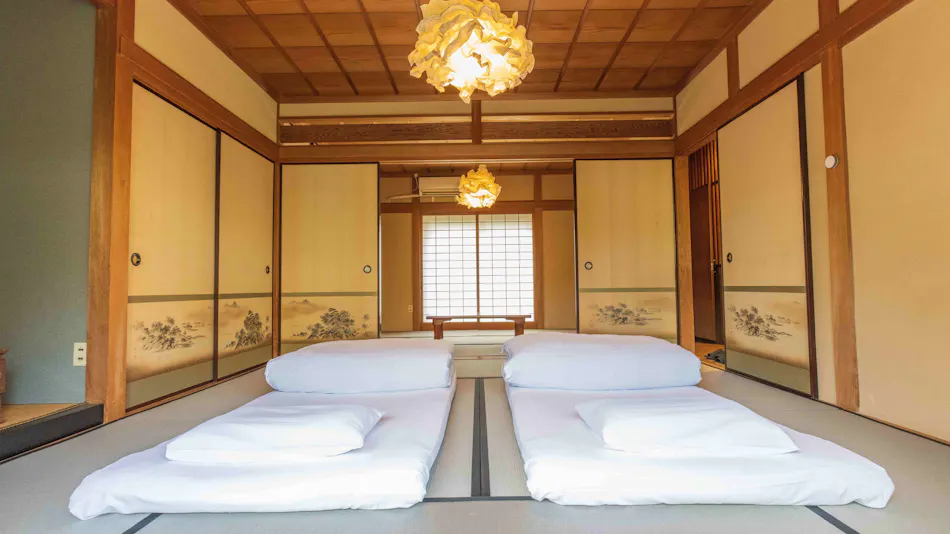 Hasumi - Villa at the Foot of the Mountain