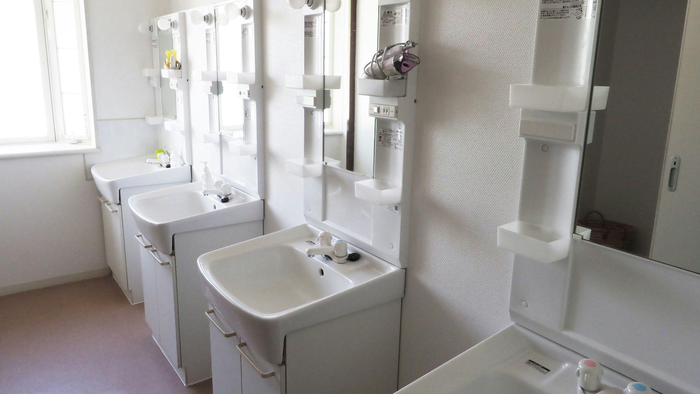 Western-style Guesthouse Bayside Inn Kushimoto-kan