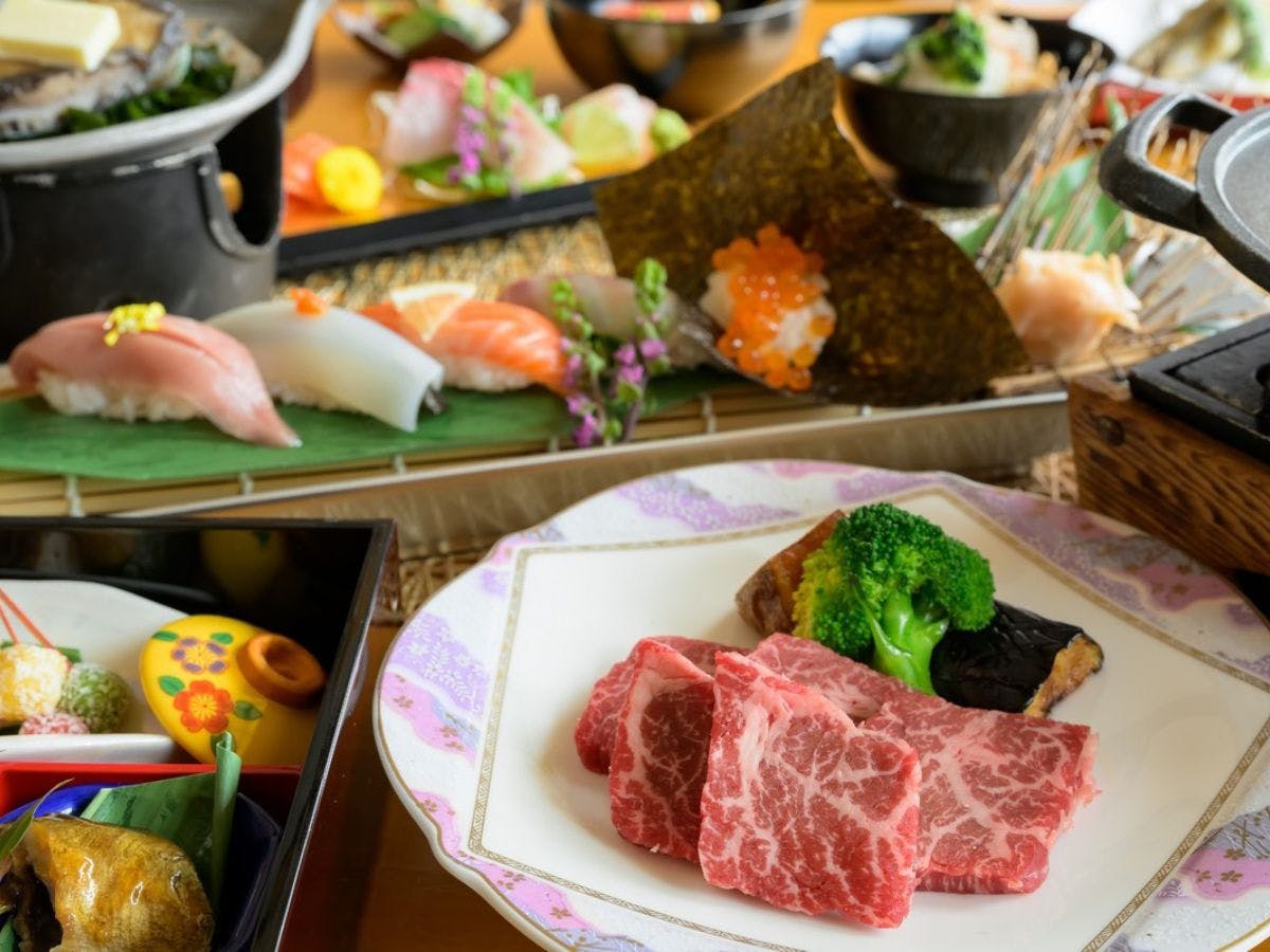 เมนูเนื้อย่างที่ใช้ซี่โครงเนื้อวัวญี่ปุ่นคัดสรร เนื้อนุ่มฉ่ำ