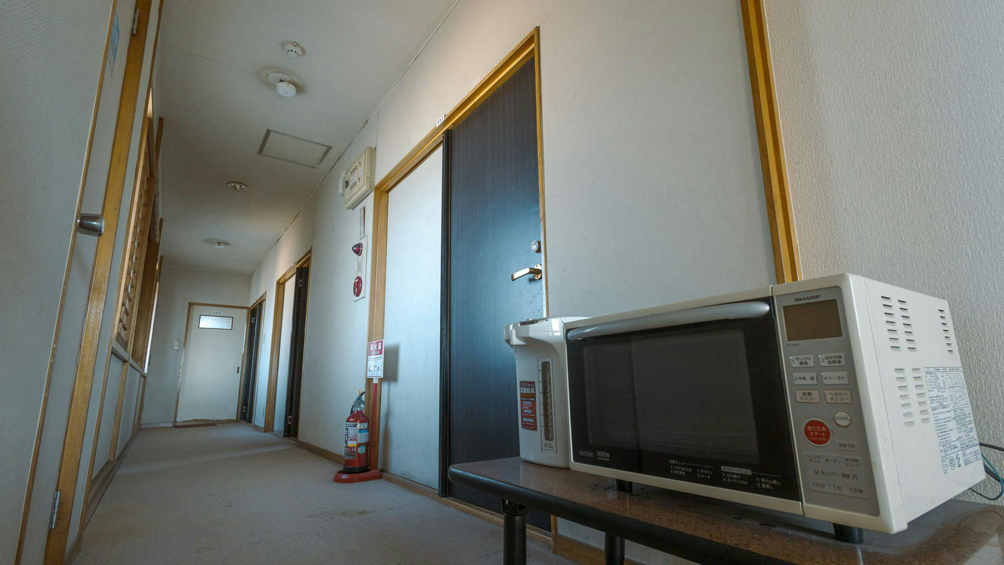 กาต้มน้ำไฟฟ้า/ไมโครเวฟ