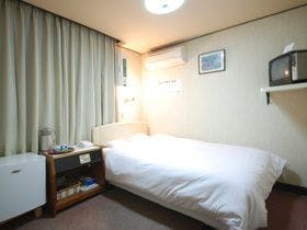 ビジネスホテル三幸荘