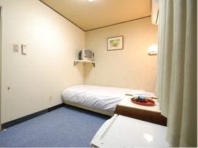 ビジネスホテル三幸荘