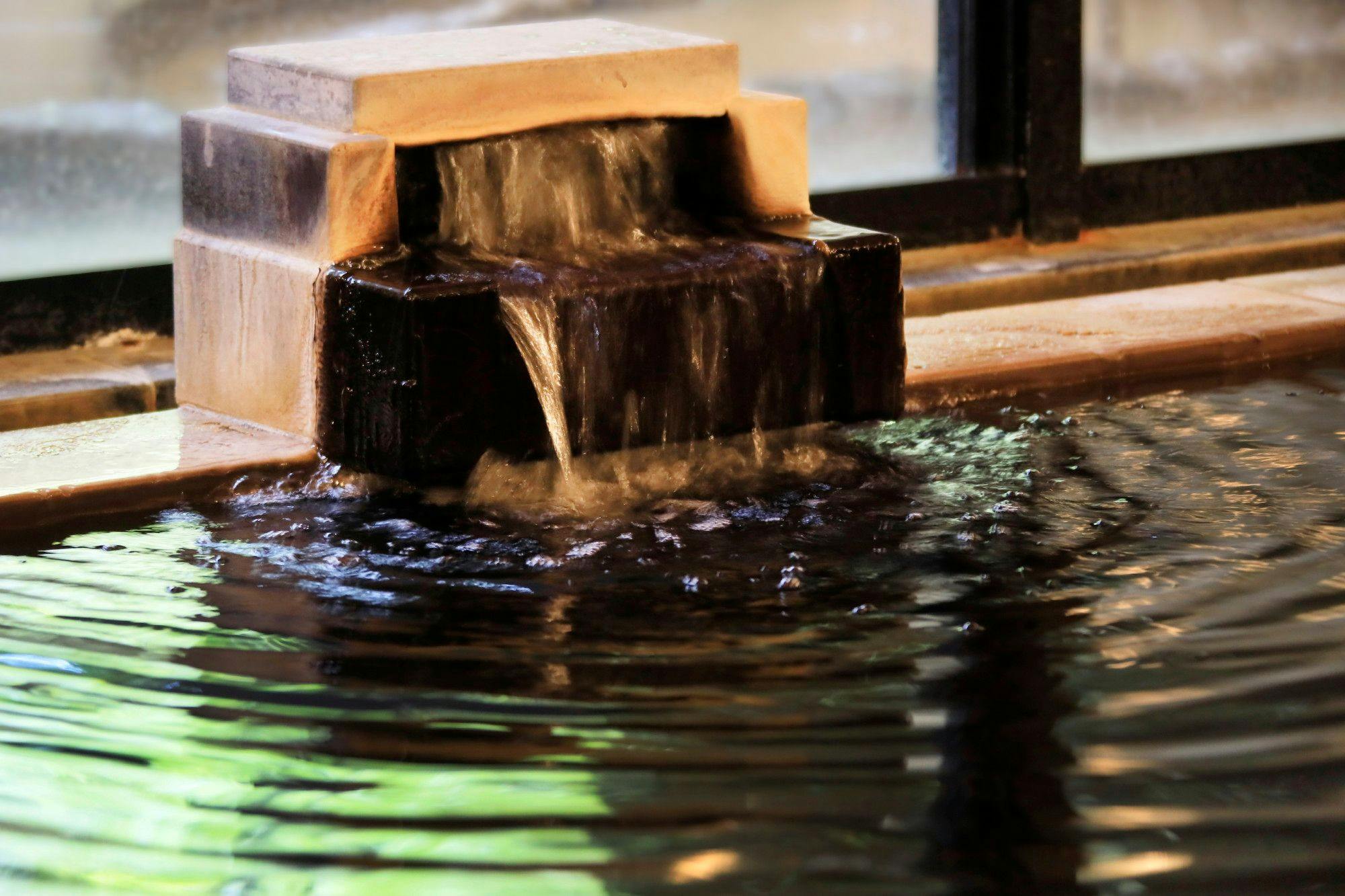 【Pemandian Air Panas Alami dari Sumber Pribadi】