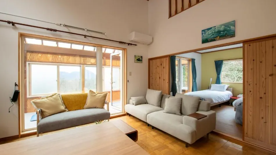 Lake Toya Terrace House