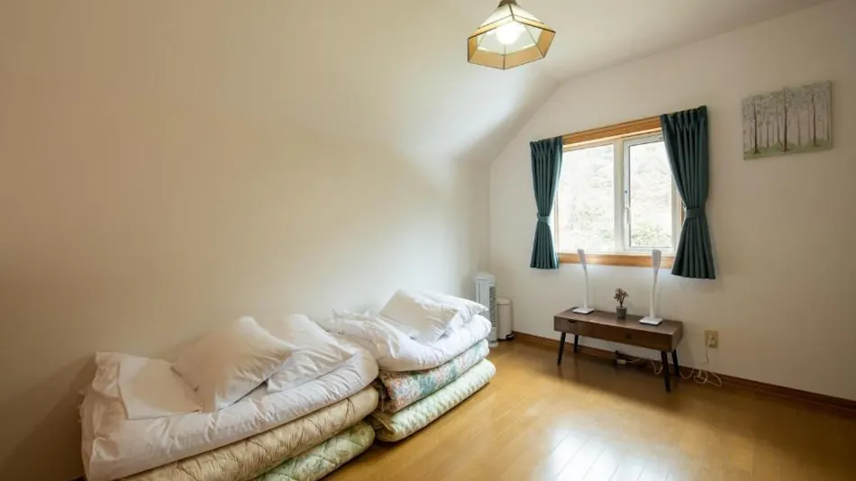 Lake Toya Terrace House