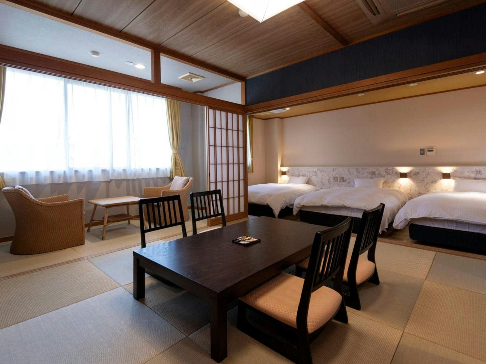 Izu Nagaoka Onsen KKR Izu Nagaoka Chitose-so (National Public Service Mutual Aid Association Izu Nagaoka Resort)