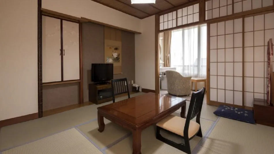 Izu Nagaoka Onsen KKR Izu Nagaoka Chitose-so (National Public Service Mutual Aid Association Izu Nagaoka Resort)