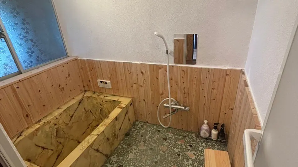 Stayable Traditional House BBQ Site YODO