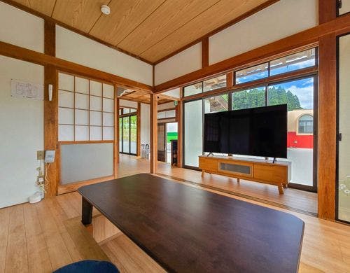 のんびりテレビを見ながら過ごすひと時を