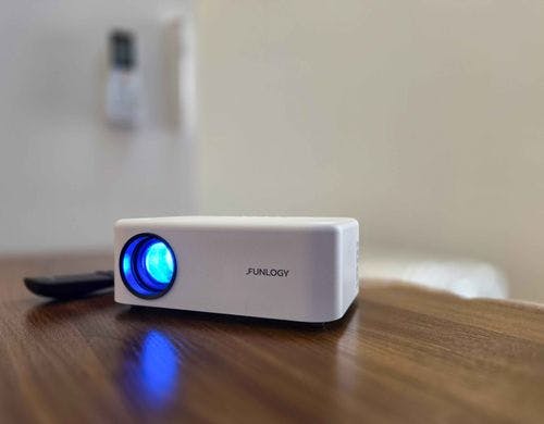 プロジェクター完備しております